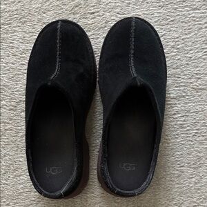 UGG New Heights Clog Black Suede, 9m woman's shoes